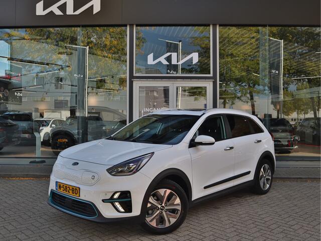KIA e-Niro ExecutiveLine 64 kWh | Leder | Stoelventilatie | JBL | Schuifdak | All-Seasons | tot 10 jaar Garantie! |