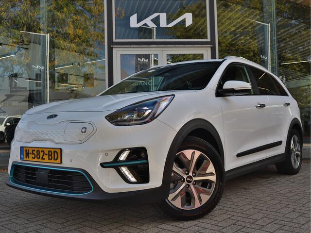 KIA e-Niro ExecutiveLine 64 kWh | Leder | Stoelventilatie | JBL | Schuifdak | All-Seasons | tot 10 jaar Garantie! |