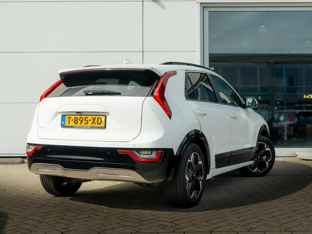 KIA e-Niro EV ExecutiveLine 64.8 kWh | Schuifkanteldak | Stoel en stuurverwarming | Stoel ventilatie |