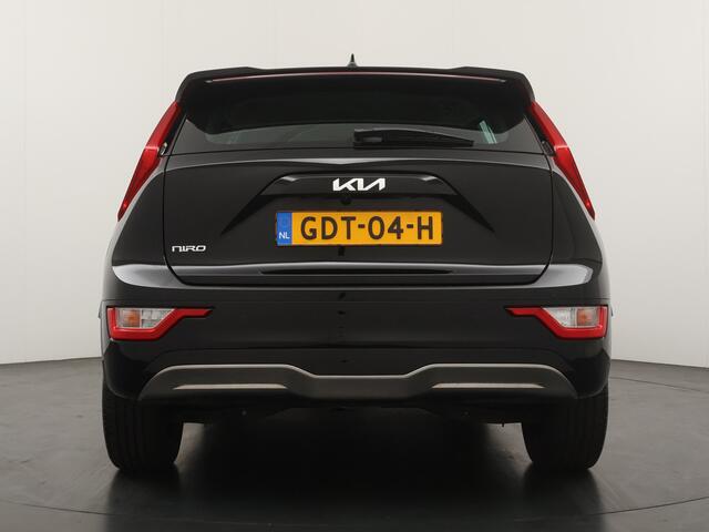 KIA e-Niro EV DynamicLine 64.8 kWh - SOH 98,4% - Climate Control - Adaptief Cruise Control - Navigatie - Apple/Android Carplay - Fabrieksgarantie Tot 31-07-2031