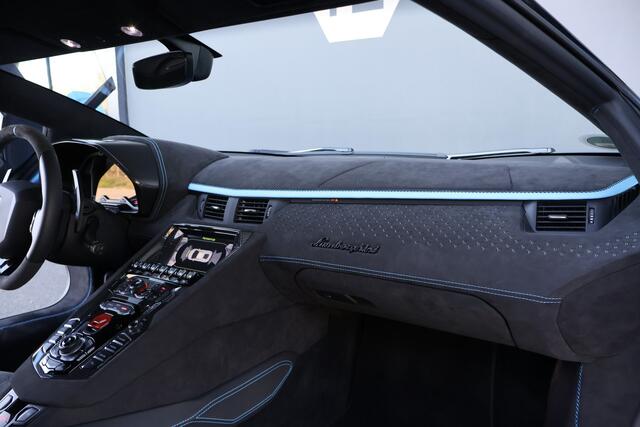 Lamborghini AVENTADOR Ultimae 6.5 V12 AD PERSONAM EXTERIOR & INTERIOR | FULL CARBON | BLUE STITCHING | LIFTING | ETC.
