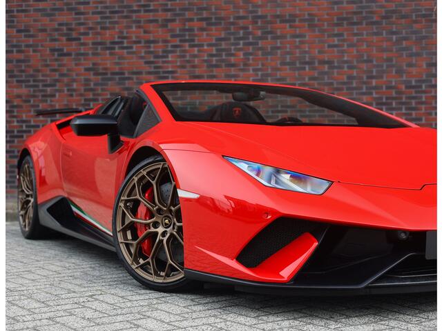 Lamborghini Huracán 5.2 V10 Performante Spyder | Misano Red - Sensonum
