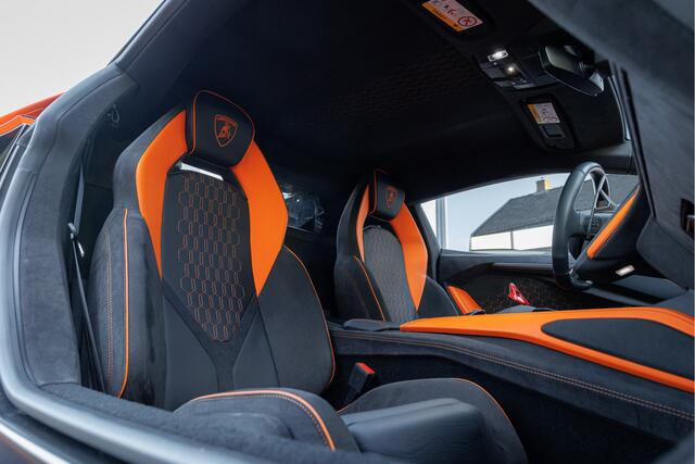 Lamborghini Revuelto 6.5 V12 ''Aranico Apodis'' Orig. NL - Passenger Display - Lift