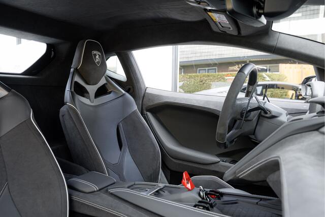 Lamborghini Temerario 4.0 V8 920 PK [DIRECT LEVERBAAR] Sport Seats - Sonus Faber - Alcantara Pack - Passenger Display