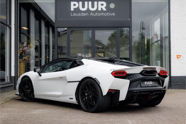 Lamborghini Temerario 4.0 V8 920 PK XPEL-PPF Matte White - Sport Seats - Sonus Faber - Alcantara Pack - Passenger Display