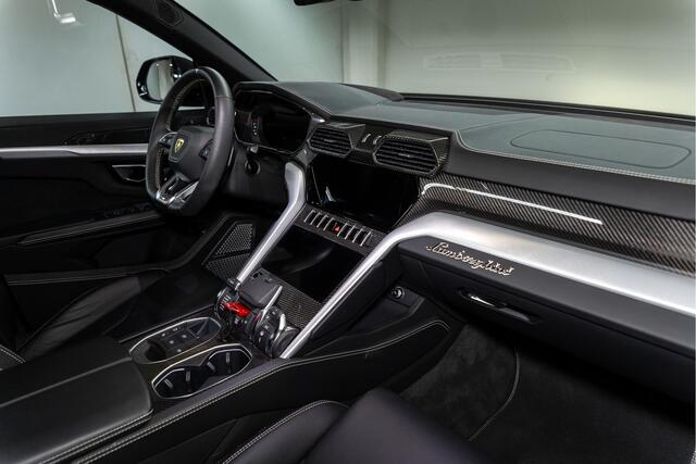 Lamborghini Urus |Full Carbon|B&O|Panorama Roof|