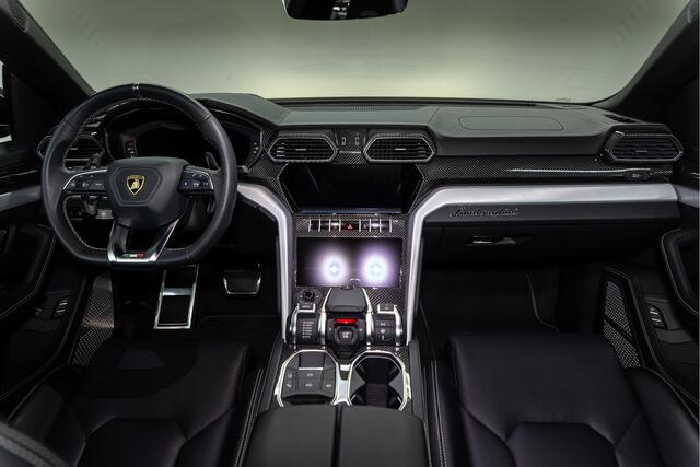 Lamborghini Urus |Full Carbon|B&O|Panorama Roof|