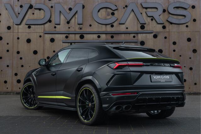 Lamborghini Urus 4.0 V8 Graphite Capsule | 4-Seat | Carbon | Nero Noctis Matt | Panorama | B&O | Night Vision | Massage |