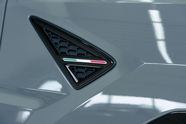 Lamborghini Urus 4.0 V8 Grigio Telesto l Massage l Entertainment l Carbon |