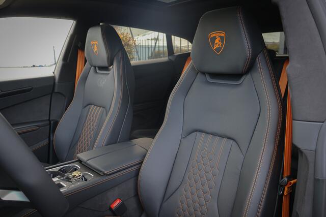 Lamborghini Urus SE 4.0 V8 Hybrid | AKRAPOVIC | BTW-AUTO | FULL PPF + WRAP | B&O 3D ADVANCED | ACC | LAMBORGHINI EYE | HUD | 4-WIELSTURING
