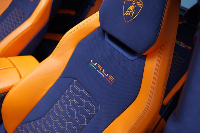 Lamborghini Urus 4.0 V8 Graphite Capsule |BTW|Massage|PPF|Fabrieksgarantie|