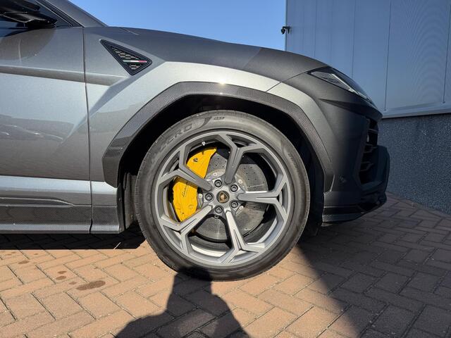 Lamborghini Urus 4.0 V8 AKRA | PANO | CARBON | DEALER OH