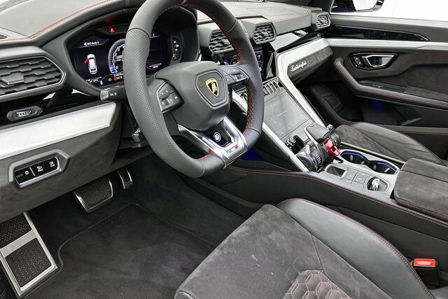 Lamborghini Urus 4.0 V8 Paarse Wrap, Entertainment rear, B&O