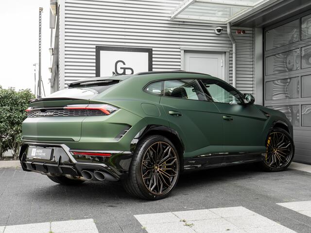 Lamborghini Urus 4.0 V8 Hybrid SE | CARBON | MATT | BTW | PANO | VOL