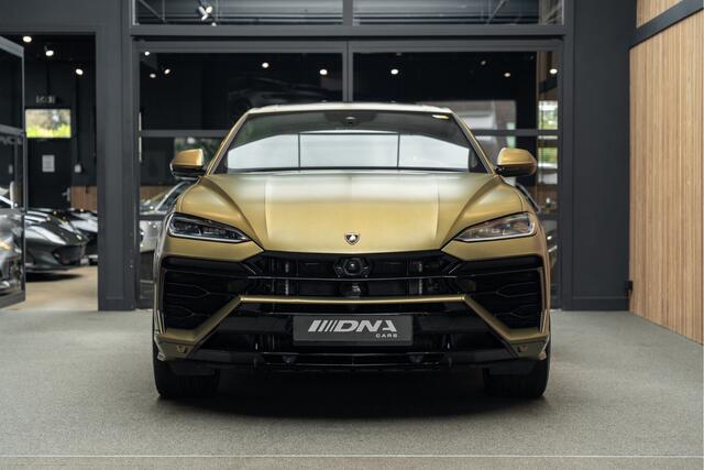 Lamborghini Urus SE Akrapovic Full PPF Carbon B&O 4.0 V8 Hybrid SE Akrapovic B&O