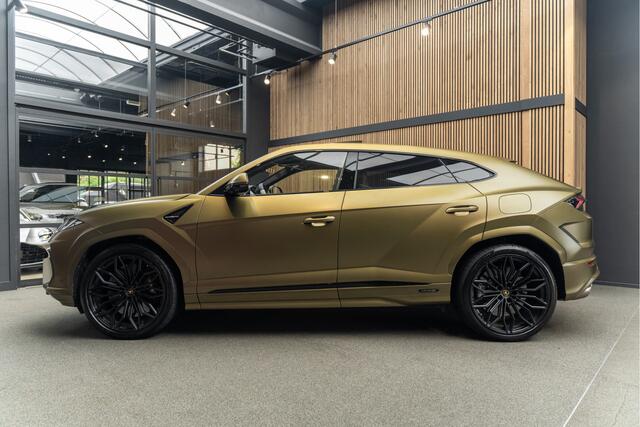 Lamborghini Urus SE Akrapovic Full PPF Carbon B&O 4.0 V8 Hybrid SE Akrapovic B&O
