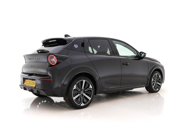 Lancia YPSILON LX 51 kWh [ 3-Fase ] (INCL-BTW) Aut. *HEATPUMP | LEATHER-VELOURS | FULL-LED | ADAPT.CRUISE | CAMERA | DIGI-COCKPIT | CARPLAY | LANE-ASSIST | BLINDSPOT | KEYLESS | COMFORT-SEATS | DAB | 17"ALU*
