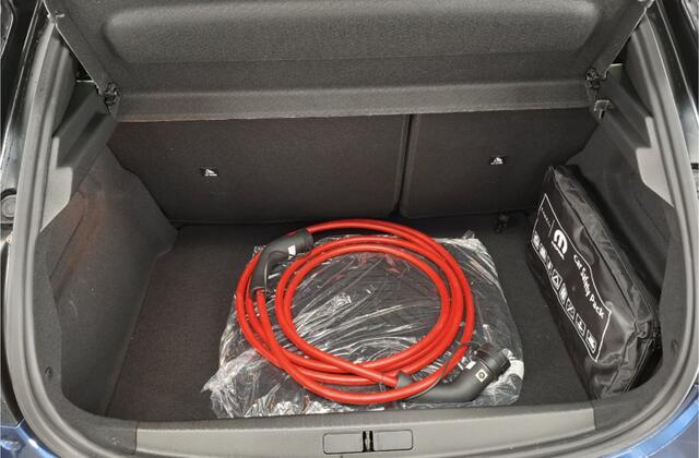 Lancia YPSILON LX 51 kWh Camera 360 / Carplay / zo goed als nieuw