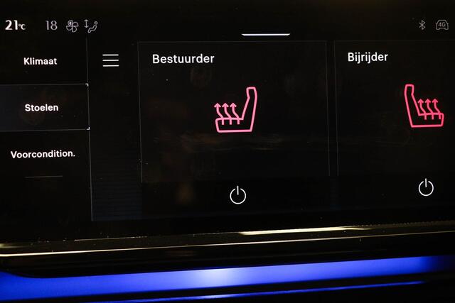 Lancia YPSILON Edizione Cassina Limitata 51 kWh | NAVIGATIE | MASSAGE | DRAADLOZE LADER | DAB | 360 CAMERA