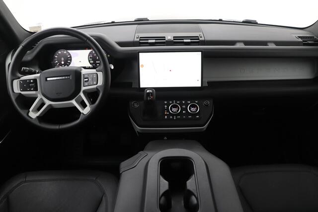 Land Rover DEFENDER P300e 110 X-Dynamic HSE | 6P | Black Pack | ACC | Trekhaak | Panoramadak | Stoelverwarming+Koeling | 22 Inch