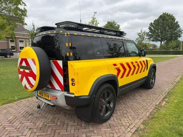 Land Rover DEFENDER 3.0 110 MHEV X-dynamic HSE 6 cil grijs kenteken