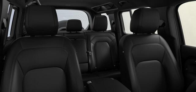 Land Rover DEFENDER 2.0 P300e 110 X-Dynamic SE