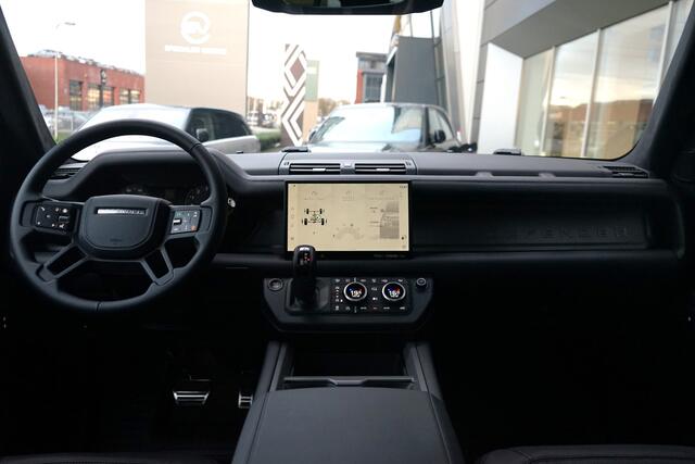 Land Rover DEFENDER 110 2.0 P300e 110 Sedona Edition | Binnenkort beschikbaar | Koelvak | Head-up display | Elektrische trekhaak |