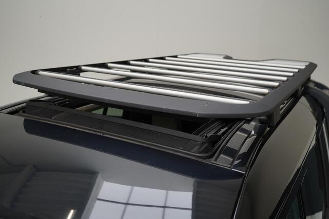 Land Rover DEFENDER 110 3.0 P400 110 First Edition | Panoramadak | Trekhaak | Leder | 360 Camera | Luchtvering