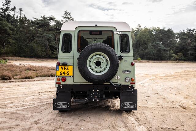 Land Rover DEFENDER 2.2Tdci Station Wagon Heritage Limited Edition