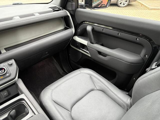 Land Rover DEFENDER P400e 404pk Pano 22" Black Pack Trekhaak Urban ACC BTW