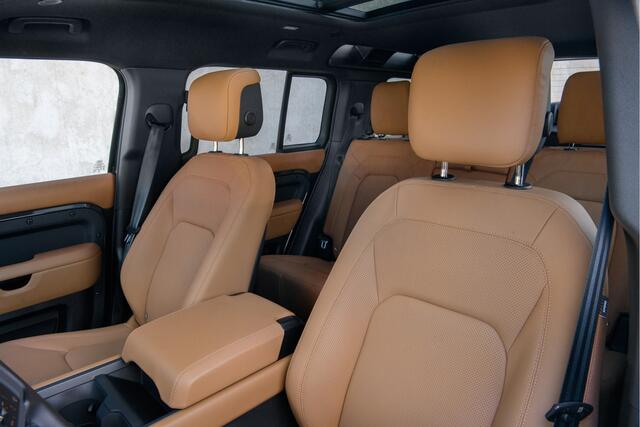 Land Rover DEFENDER 110 2.0 P300e 110 X-Dynamic HSE Urban Wide Track Stoelverwarming | Stoelverkoeling | Stuurverwarming | Pano | HUD