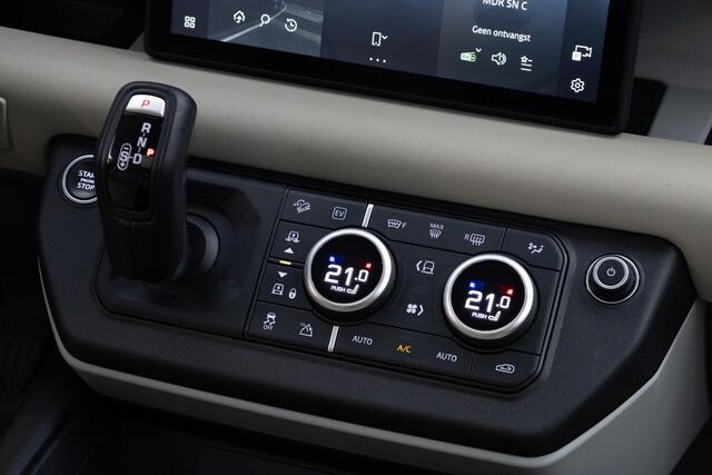 Land Rover DEFENDER 110 2.0 P400e 110 S | Cold Climate Pack | Panoramadak |