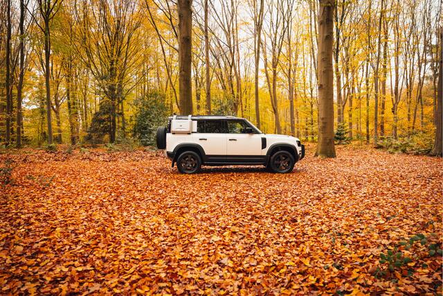 Land Rover DEFENDER 110 2.0 P400e 110 SE