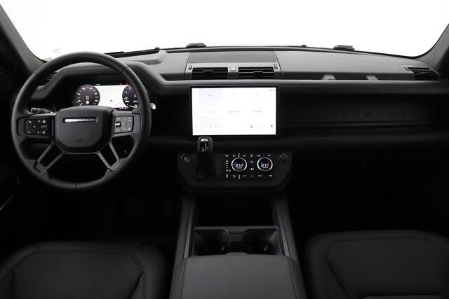Land Rover DEFENDER P300e X-Dynamic HSE | NIEUW | Black Pack | Head-Up | Panoramadak | Stoelkoeling | Stuurverwarming | Trekhaak