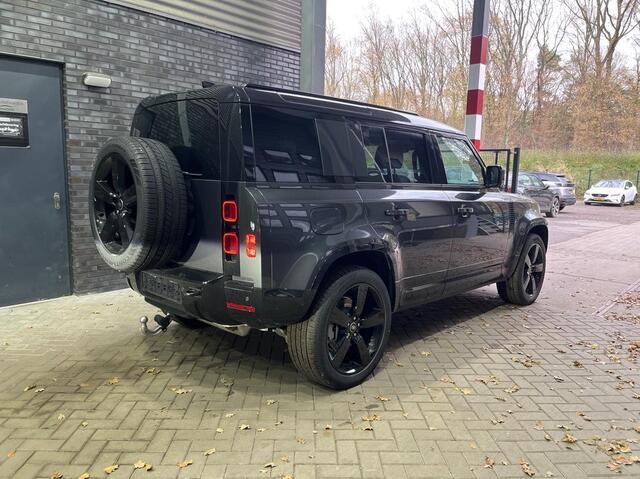 Land Rover DEFENDER P300e 110 X-Dynamic HSE | Black Pack | ClearSight | Meridian Surround | 22 Inch | Trekhaak | ACC