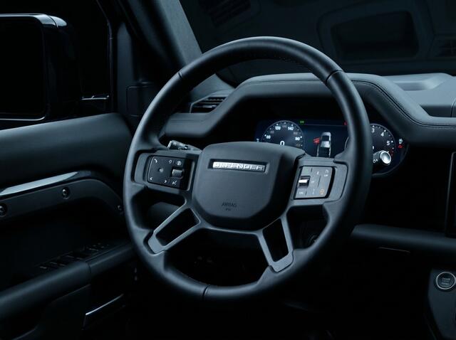 Land Rover DEFENDER 110 2.0 P300e 110 X-Dynamic HSE | HNP ¤ 125.035,- | Elec Trekhaak | Black Pack