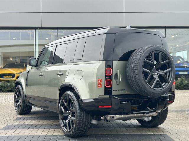 Land Rover DEFENDER 110 2.0 P300e 110 X-Dynamic SE | NIEUW - 0 km | Panoramadak | Elektr. trekhaak tot 3.000kg |