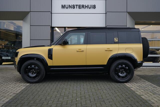 Land Rover DEFENDER 110 2.0 P300e 110 Trophy Edition | Koelvak | Voorstoelen verwarmd / gekoeld | Elektrische trekhaak |