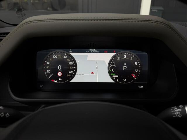 Land Rover DEFENDER 110 2.0 P400e 110 X-Dynamic HSE Panodak Trekhaak Meridian 360Camera Dealer Onderhouden