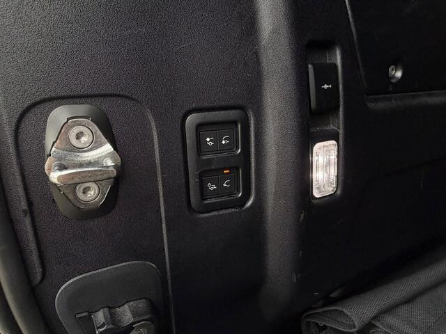 Land Rover DEFENDER 110 2.0 P400e 110 X-Dynamic HSE Panodak Trekhaak Meridian 360Camera Dealer Onderhouden