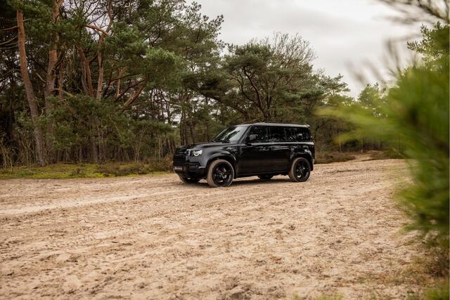 Land Rover DEFENDER 110 2.0 P300e 110 X-Dynamic HSE HUD 22inch 5 jaar garantie