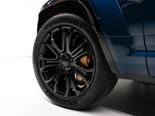 Land Rover DEFENDER 110 4.4 P635 110 Octa