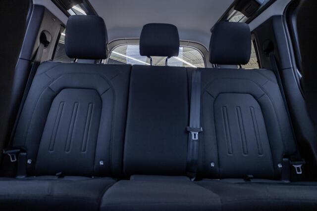 Land Rover DEFENDER 110 2.0 P400e 110 | Cold Climate | Trekhaak | 360 Camera | 20 Inch |