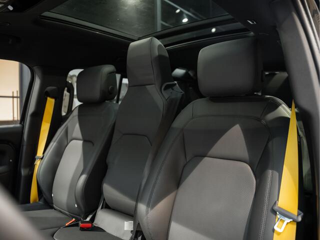 Land Rover DEFENDER 110 P300e URBAN-EDITION X-Dynamic HSE 2.0 P300e Yellow-Details 6-persoons