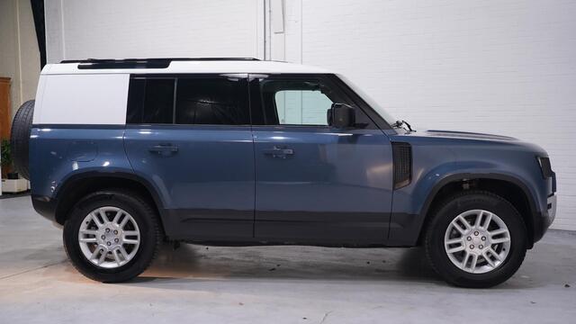Land Rover DEFENDER Landrover 3.0 D250 110 Grijs Kenteken 3-Zits Leder Zwart 360 Camera, Navi, Apple Carplay, LED Koplampen