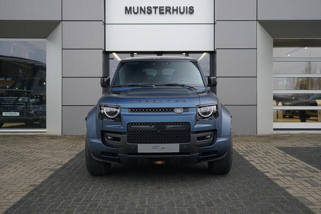 Land Rover DEFENDER 110 4.4 P635 110 Octa | Elektrische trekhaak | Chopped Carbon | Koelvak |