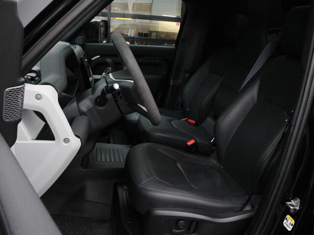 Land Rover DEFENDER 3.0 D250 110 MHEV X-Dynamic HSE