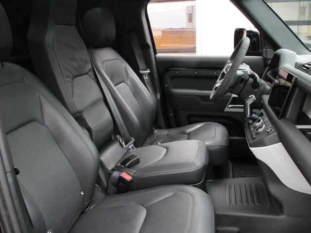Land Rover DEFENDER 3.0 D250 110 MHEV X-Dynamic HSE