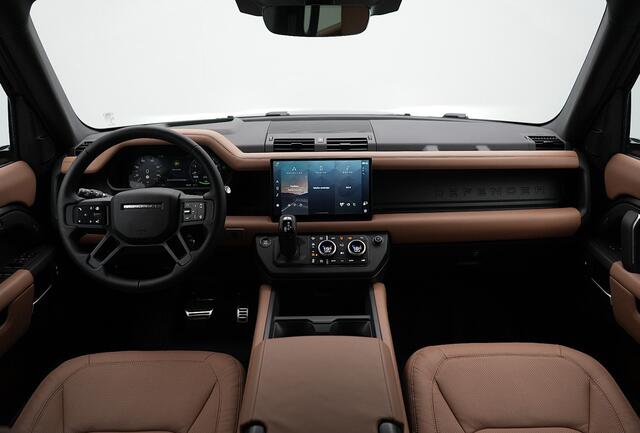 Land Rover DEFENDER 110 2.0 P300e 110 X-Dynamic HSE Carpahtian Grey met Caraway interieur