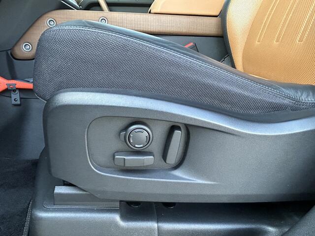 Land Rover DEFENDER 110 3.0 P400 6-cil. AWD 110 X | 7-persoons | Gondwana Satin film | Geklimatiseerde voorstoelen | Adaptive |